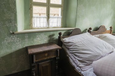 Bad Windsheim, Almanya - 16 Ekim 2019: Bir Alman köyünün iç manzarası.