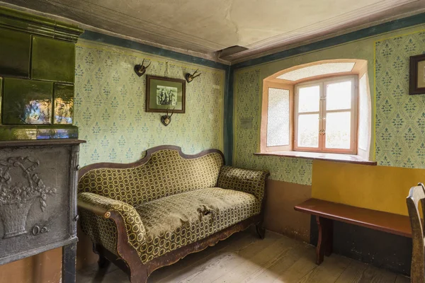 Bad Windsheim, Germany - 16 October 2019: Interior views of a german village house. — Stock Photo, Image