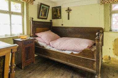 Bad Windsheim, Almanya - 16 Ekim 2019: Bir Alman köyünün iç manzarası.