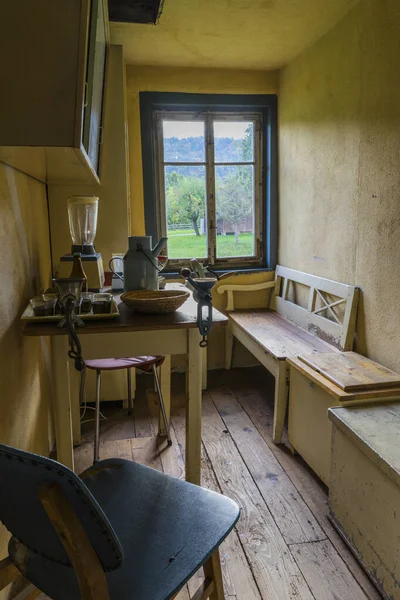 Schwaebisch Hall, Wackershofen, Německo - 15. října 2019: Interiérové pohledy na německý vesnický dům. — Stock fotografie