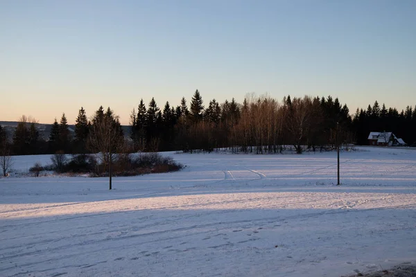 山自然冬の雪の日の出 — ストック写真