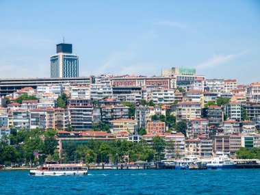 İstanbul / Türkiye turistik yolcu gemisi Bosp 'ta yolcularla