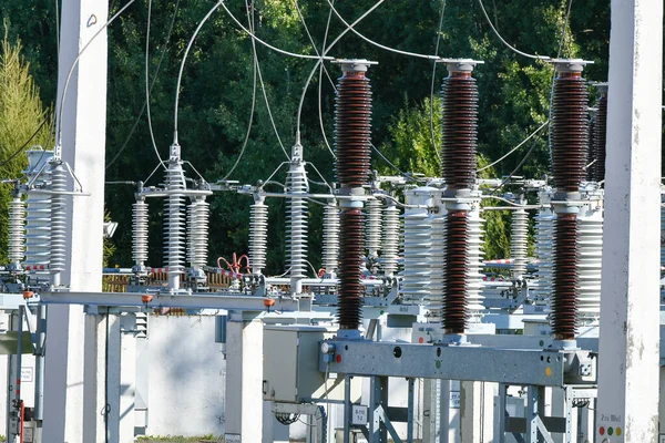 Electric power station transformer high-voltage equipment strategic object power unit. Power station transformer high-voltage equipment strategic object power. — Stock Photo, Image