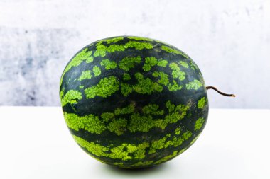Bütün karpuz plana göre gidiyor. Tam karpuz. Hafif arka planda bir karpuz karpuzu..