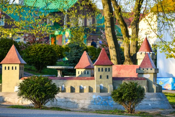 Old street castle. a toy. handwork. DIY imitation castle. love of the middle ages — Stock Photo, Image