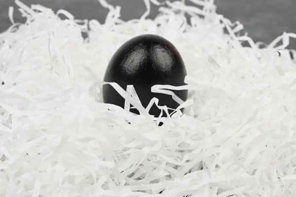 Concepto de Pascua negra. Huevos negros. Semana Santa para los negros . — Foto de Stock