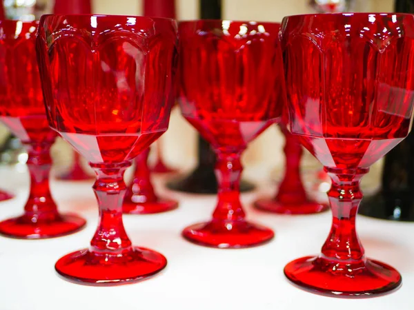 Sklenice Červené Víno Defokusové Brýle Červená Jídla — Stock fotografie