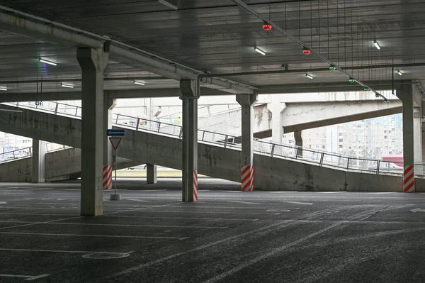 Leere Parkplätze Verbrauchermarkt Keine Käufer — Stockfoto