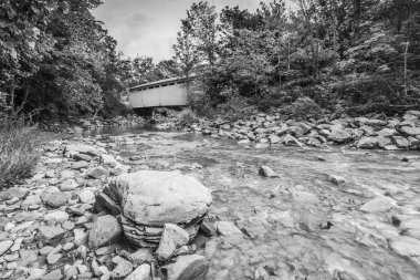 Everett Yolu Kapalı Köprü, B & W