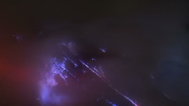 Timelapse Niebieskiej Siarki Oparów Spalania Ciemności Napełniania Powietrza Oparami Kwasu — Wideo stockowe