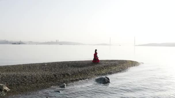 Aerial View Attractive Gipsy Woman Dancing Passion Sandbar Sea Vladivostok — Stock Video