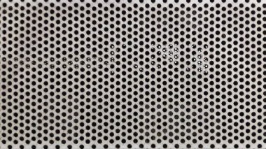 Daire delik patturn sac üzerinde