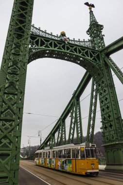 Tramvay Özgürlük Köprüsü