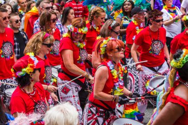 Gurur, çerçeve dolum Batala