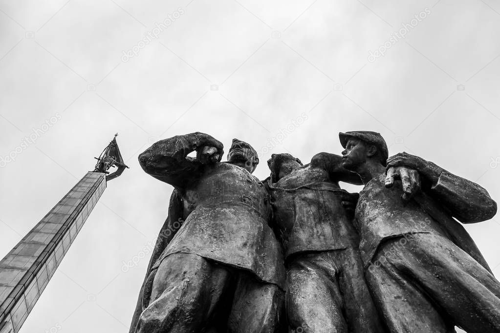 Statues in front of Slavin memorial