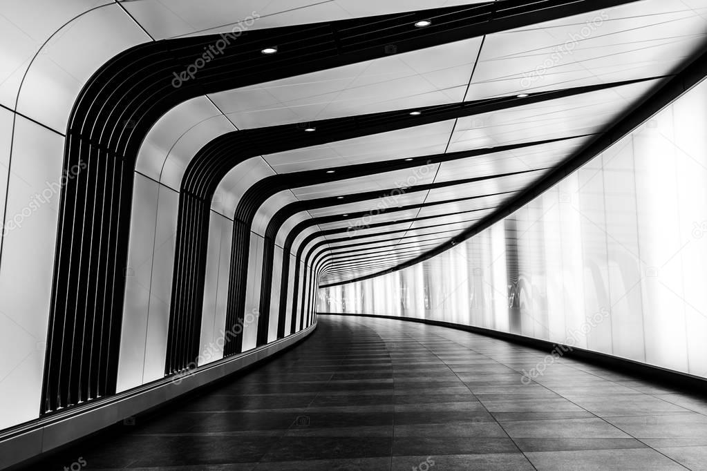 Kings Cross tunnel - mono