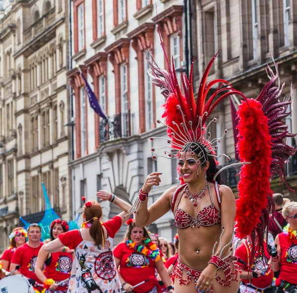 Bailarina de samba en Castle Street — Foto de Stock