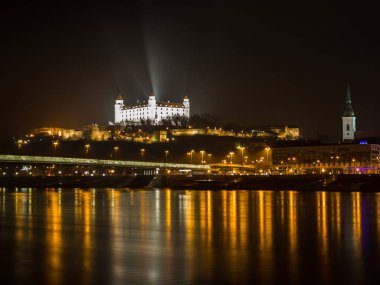 Bratislava yansımalar