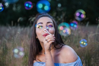 Çerçeveyi kabarcıklar doldurun