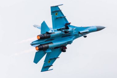 Ukrayna Hava Kuvvetleri Su-27 Flanker bankalar tam güç