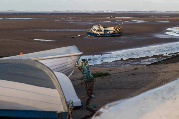 Barche rovesciate a Meols — Foto Stock