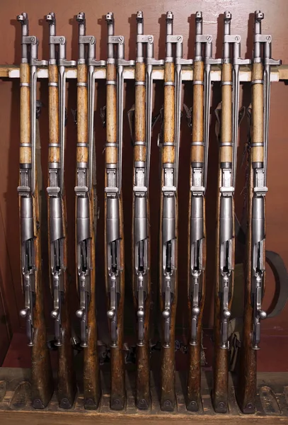 Old combat rifles — Stock Photo, Image