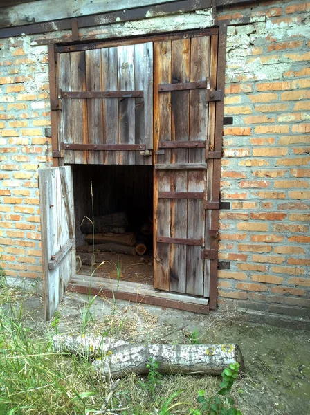 Old wooden doors — Stock Photo, Image