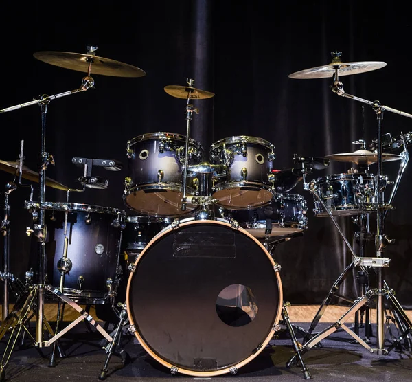 Instrumento musical, Drum Kit no palco — Fotografia de Stock