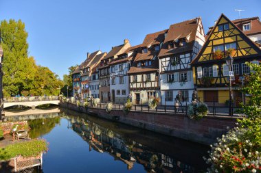 Petite Venise, Colmar renkli geleneksel Fransız evlerde
