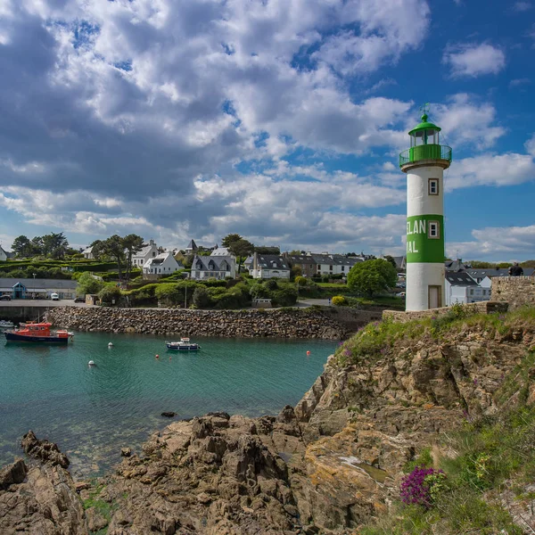 Vuurtoren van Doelan in de buurt van Clohars-Carnoet, Bretagne — Stockfoto