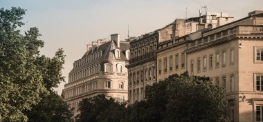 Bordeaux, Fransa'nın merkezinde tipik Bordeaux mimarisi.