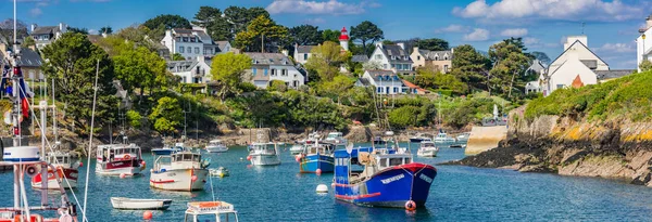 Liten port Doelan nära Clohars-Carnoët i Bretagne — Stockfoto