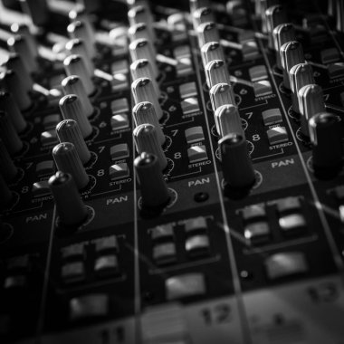 Ses müzik karıştırıcı kontrol paneli
