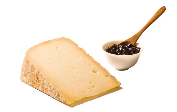 Ossau-Iraty, French cheese — ストック写真