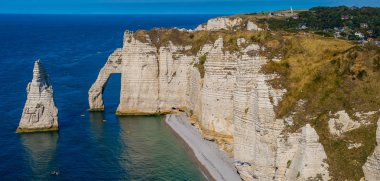 Tebeşir uçurumları Cote d 'Albatre. Etretat, Normandie, Fransa