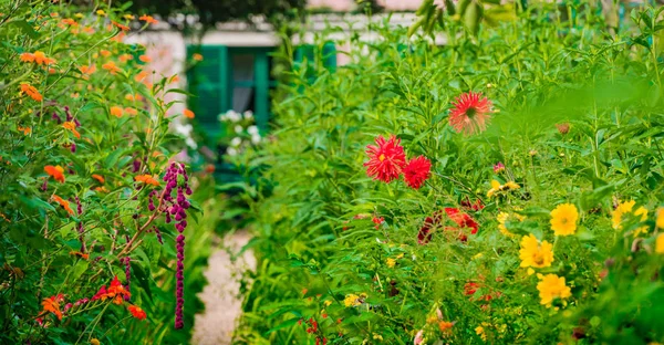 美丽的吉维尼花园诺曼底法国 — 图库照片