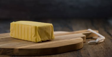 Tabak tereyağı kaydırma yemeye hazır