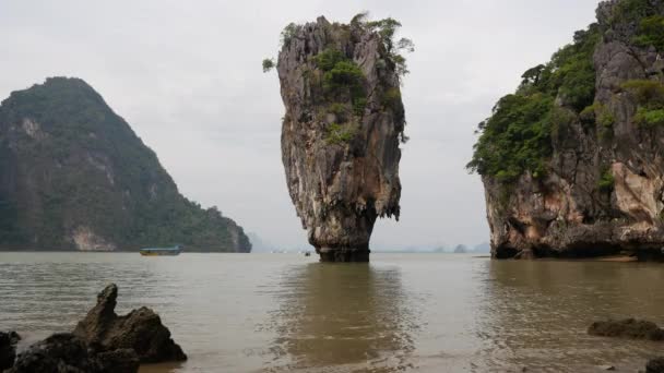 泰国攀雅湾台氨化学 Phing 坎岛景观考 — 图库视频影像