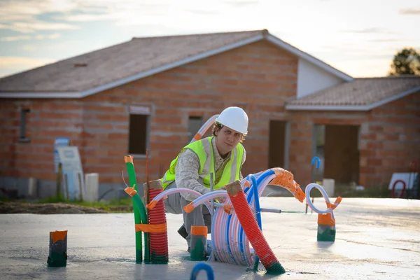 Building Inspector Looking House Construction Project — Stock Image Building Inspector Looking House Construction Project Stock Image
