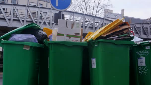 Paris, February Accumulation of garbage in Paris after the