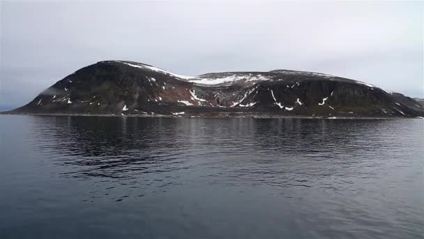 Paisaje Mar Tierra Svalbard Sin Hielo Nieve Svalbard — Vídeo de stock