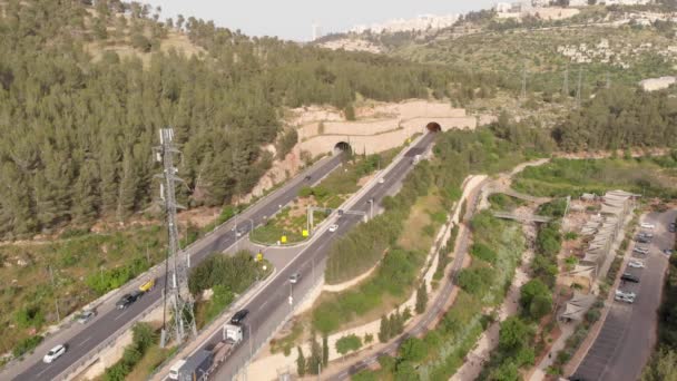 Tráfego Túneis Visão Aérea Voo Sobre Jerusalém Carros Tráfego Que — Vídeo de Stock