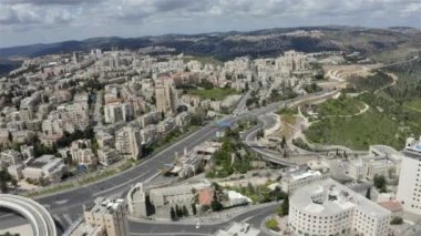 Kudüs, Coronavirus Kilitlemesi, Akort Köprüsü ve Ana Hava Girişi