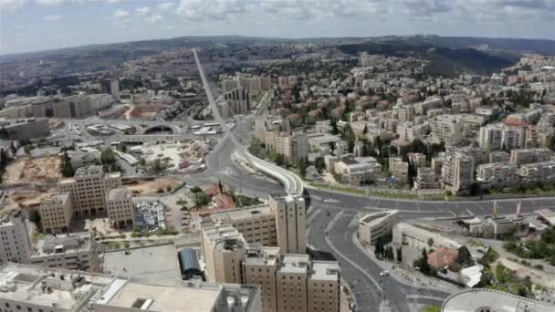 Jerusalén en Lockdown, Puente de acordes, Entrada principal, Givat shaul-Aerial — Vídeo de stock