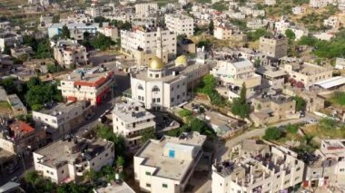 Filistin Şehri Biddu, Kudüs yakınlarındaki Hamas Altın Kubbe Camii üzerinde hava görüntüsü