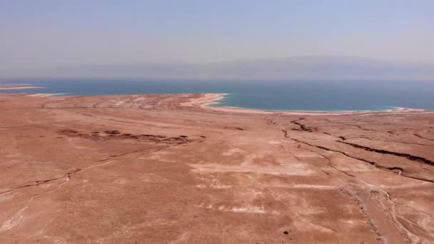 Stor Krater Sinkhole Och Döda Havet Flygfoto Flyg Över Döda — Stockvideo
