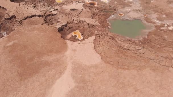 Dead Sea Landscape Sinkholes Air Drone Політ Через Мертве Море — стокове відео