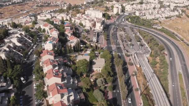 Jerusalén Norte Barrios Judíos Árabes Aerial Volando Sobre Barrio Pisgat — Vídeo de stock