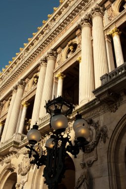 Paris 'teki büyük saray. 