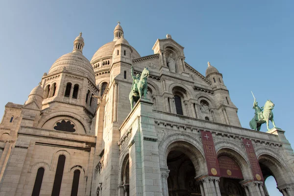 Basilika Pyhän Sydämen Pariisissa Ranskassa — kuvapankkivalokuva